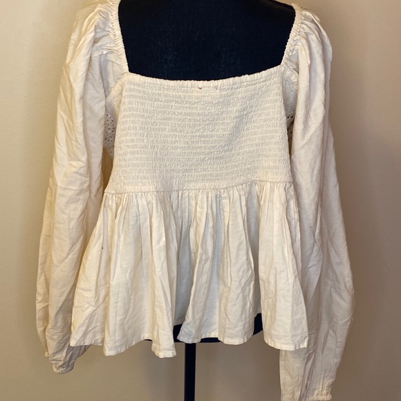 ASOS DESIGN V-neck Crochet Top with Frill Sleeve and Peplum Hem - Picture 5 of 7